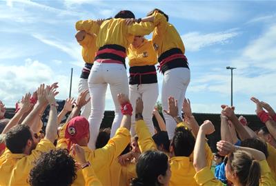 Els Xiquets de Brussel·les, més coneguts pel seu nom en flamenc, Manekkes . Eix